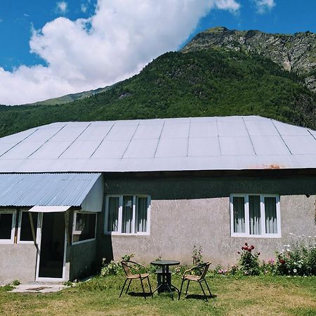 Guest House In Zhabeshi Lali Buitenkant foto