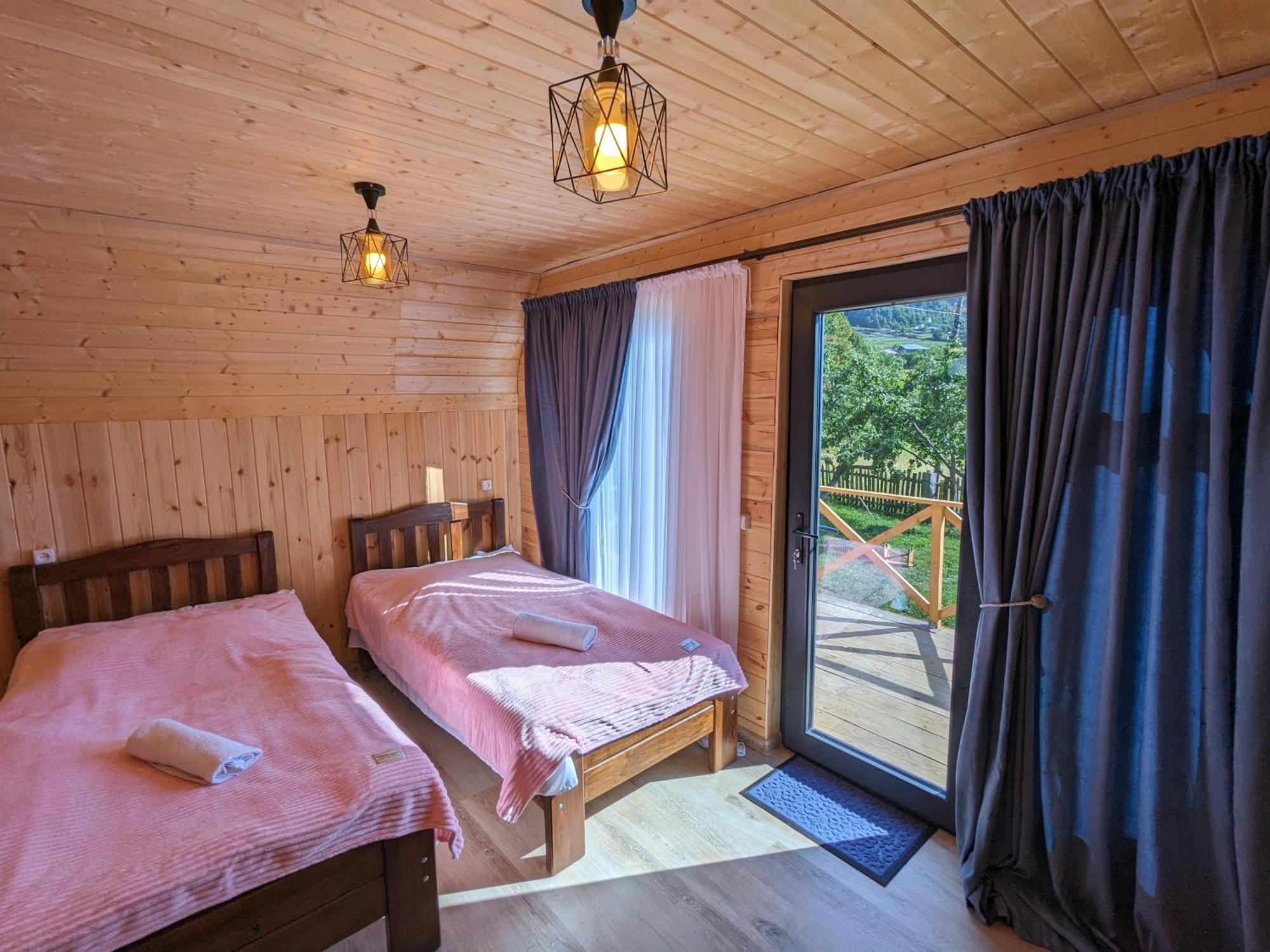 Guest House In Zhabeshi Lali Buitenkant foto