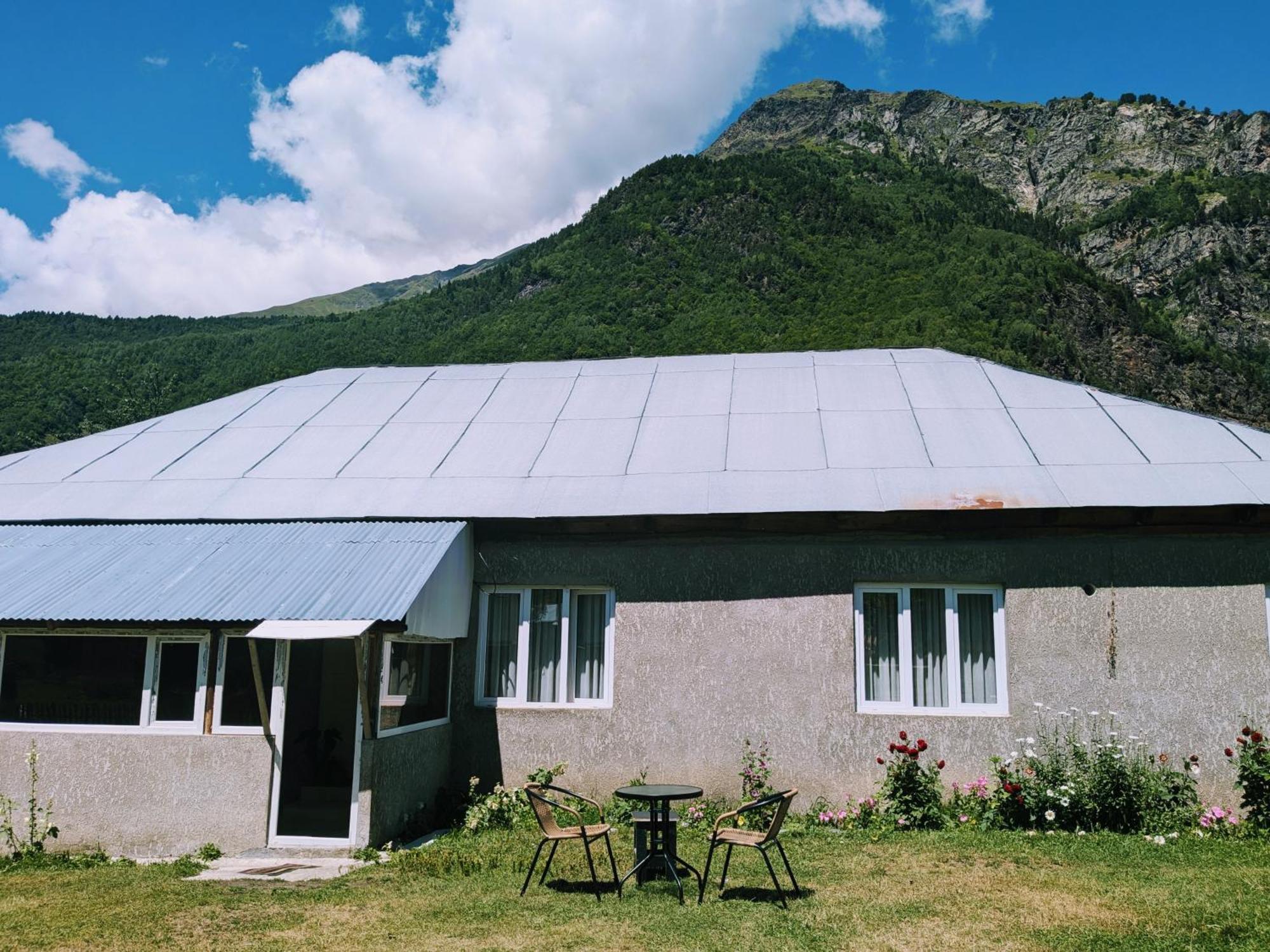 Guest House In Zhabeshi Lali Buitenkant foto