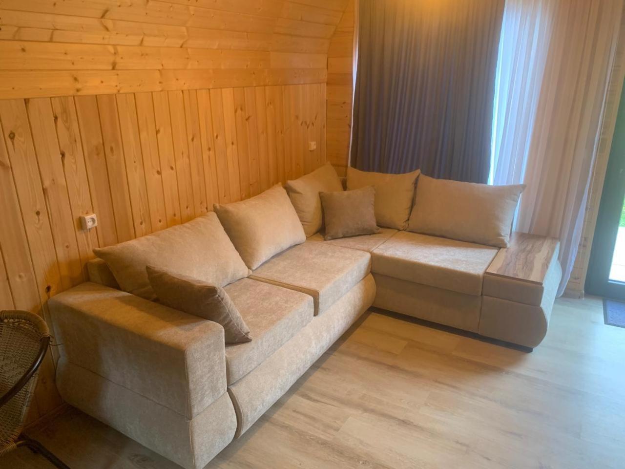 Guest House In Zhabeshi Lali Buitenkant foto